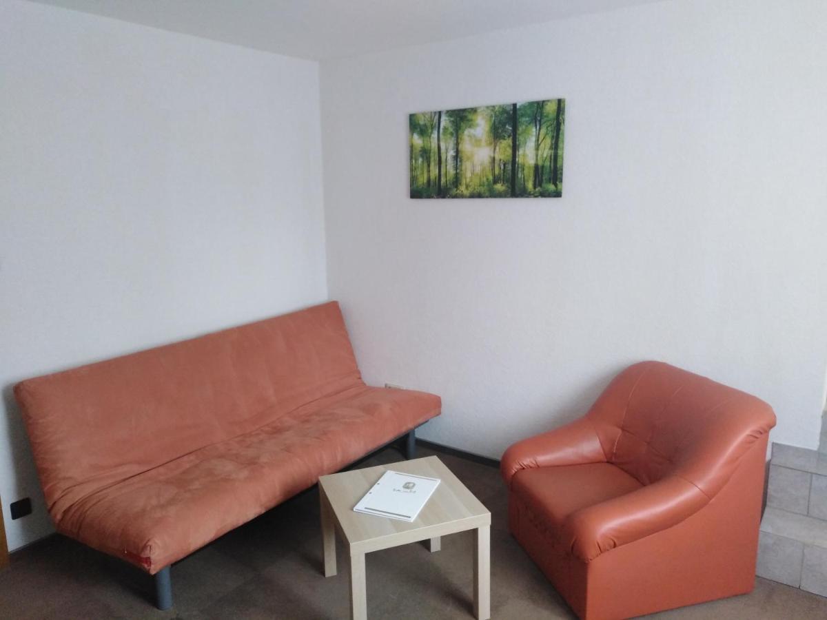 Zimmer Ohne Fruehstueck In Der Forellenzucht Burgen  Exterior photo